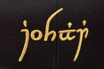 Johan gold 3D lettering – 3D Embroidery – RAVEN