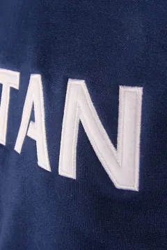 Titan lettering embroidery navy – Embroidery – RAVEN
