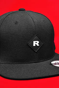cap with R rubber label – PVC Patch – RAVEN