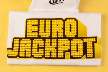 Euro Jackpot screen print close-up – Screen Printing – RAVEN