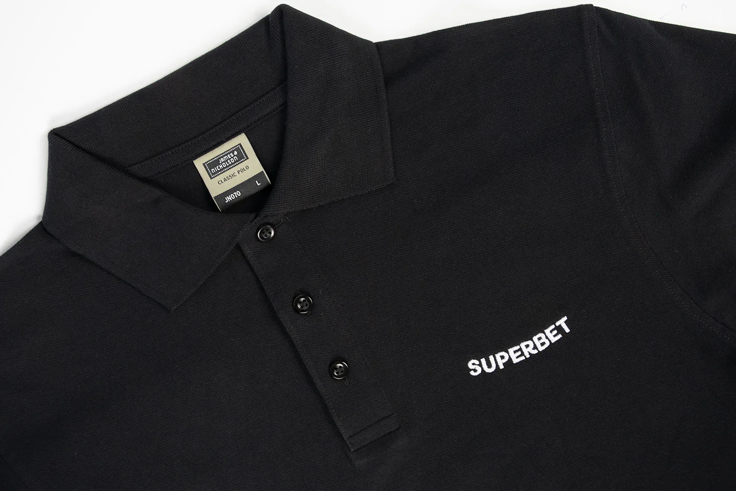 Poloshirt mit gestickter Kundenmarke