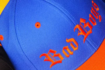 czapka snapback z haftem Bad Boys – Haft komputerowy – RAVEN